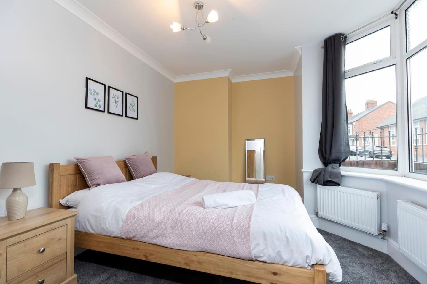 Modern 2 Bedroom Perfect For Family Friends And Workers South Shields Exterior photo